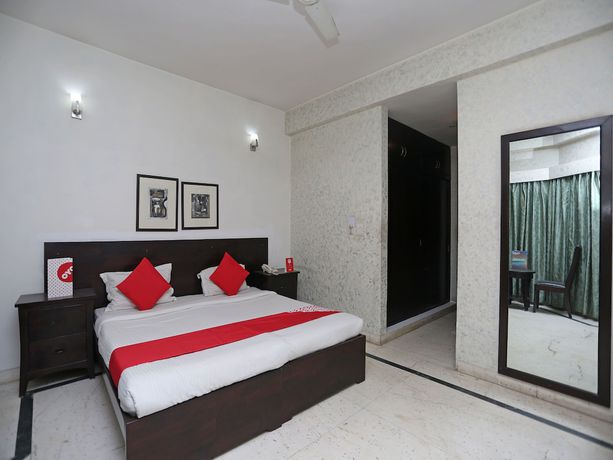 Imagen de la habitación del Hotel OYO 15401 Surana palace. Foto 3