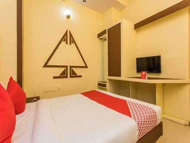 Imagen de la habitación del Hotel OYO 15401 Surana palace. Foto 4