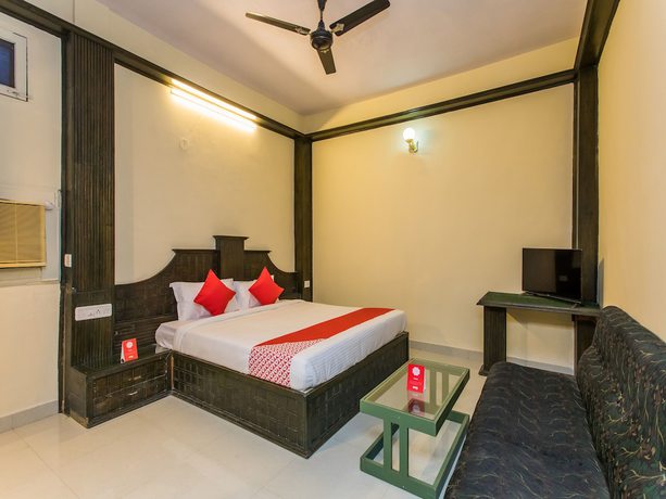 Imagen de la habitación del Hotel OYO 15401 Surana palace. Foto 5