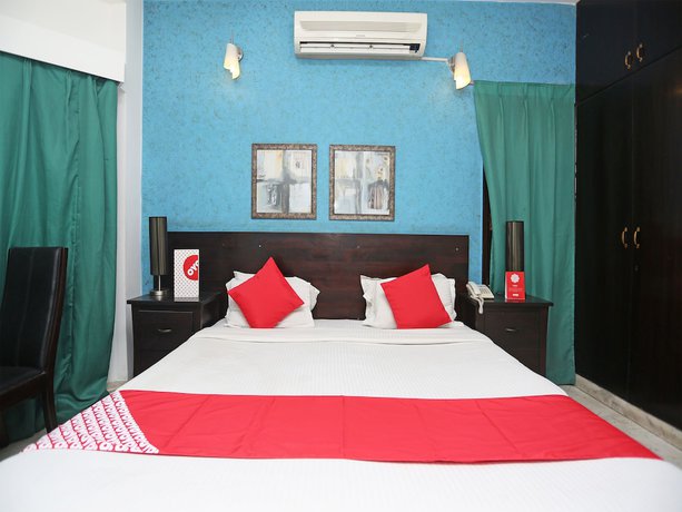 Imagen de la habitación del Hotel OYO 15401 Surana palace. Foto 12