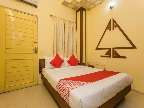 Imagen de la habitación del Hotel OYO 15401 Surana palace. Foto 19