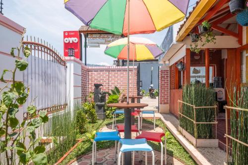 Imagen general del Hotel OYO 1541 Puri Cikole Asri. Foto 8