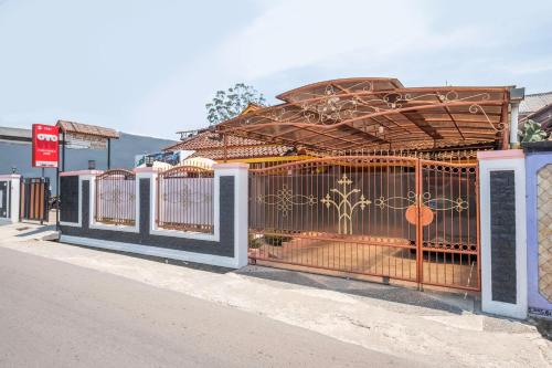 Imagen general del Hotel OYO 1541 Puri Cikole Asri. Foto 12