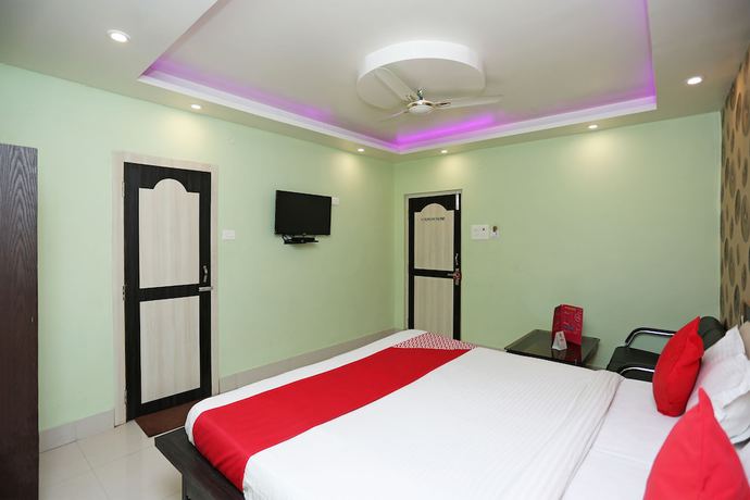 Imagen de la habitación del Hotel OYO 15443 Mega Palace. Foto 5