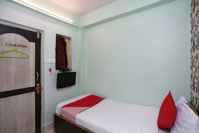 Imagen de la habitación del Hotel OYO 15443 Mega Palace. Foto 9