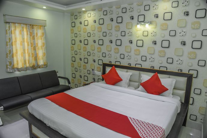 Imagen de la habitación del Hotel OYO 15443 Mega Palace. Foto 12