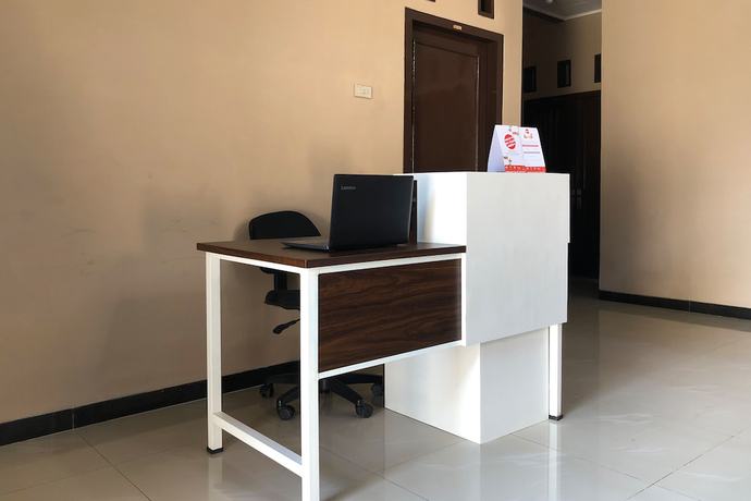 Imagen de los interiores del Hotel OYO 1547 Wisma Ray Syariah. Foto 19