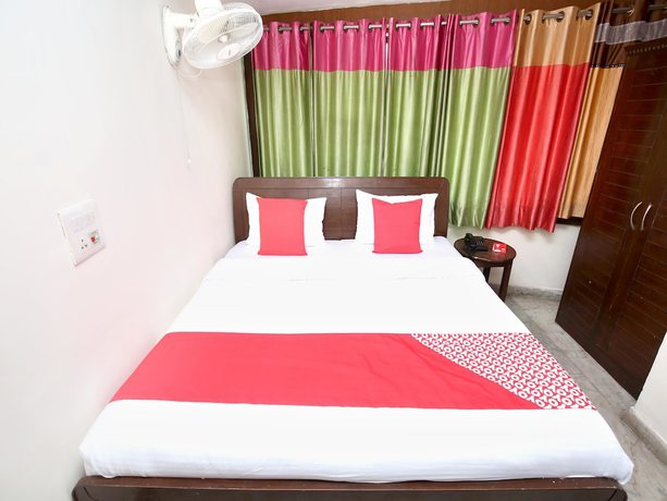 Imagen de la habitación del Hotel OYO 15523 JD Inn. Foto 3