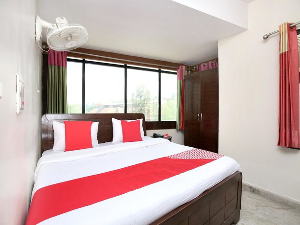 Imagen de la habitación del Hotel OYO 15523 JD Inn. Foto 5