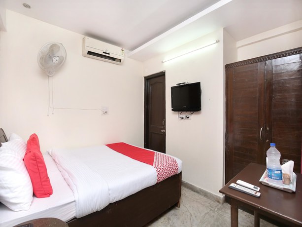 Imagen de la habitación del Hotel OYO 15523 JD Inn. Foto 8
