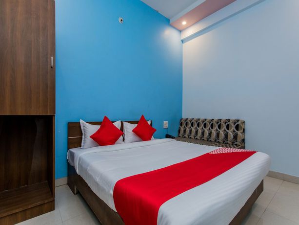 Imagen de la habitación del Hotel OYO 15569 Manorama Palace. Foto 3