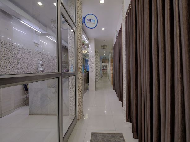 Imagen de los interiores del Hotel OYO 15589 Kamdhenu. Foto 19