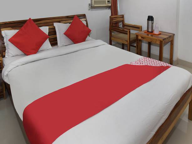 Imagen de la habitación del Hotel OYO 15995 Laavish Business. Foto 13