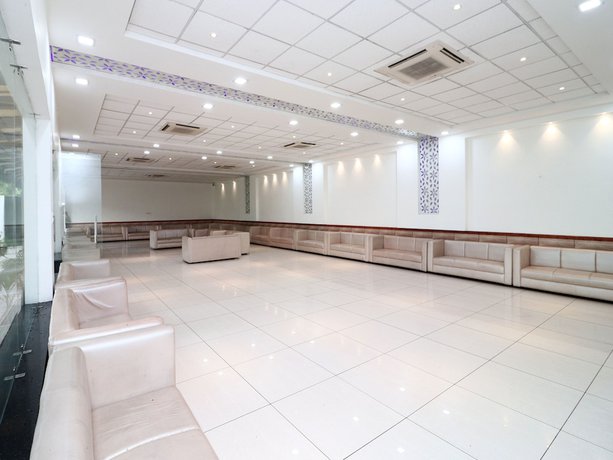 Imagen de los interiores del Hotel OYO 16080 The Royal Orchid. Foto 15