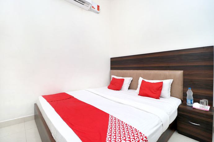 Imagen de la habitación del Hotel OYO 16379 LivInn Hub. Foto 3