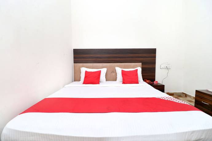Imagen de la habitación del Hotel OYO 16379 LivInn Hub. Foto 8