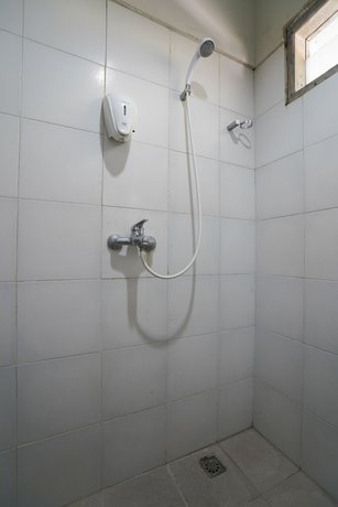 Imagen de la habitación del Hotel OYO 1638 Cityzen Renon. Foto 7