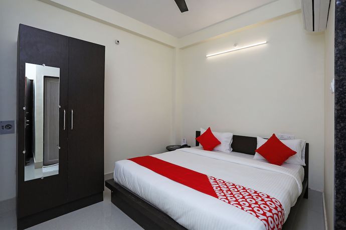Imagen de la habitación del Hotel OYO 16708 Sada Shiv Guest House. Foto 2