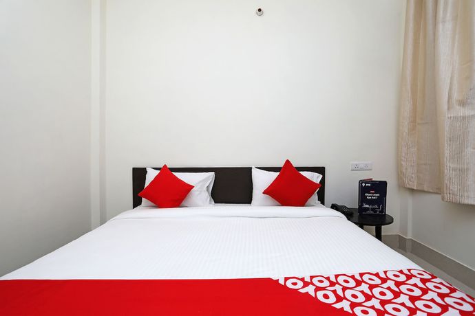 Imagen de la habitación del Hotel OYO 16708 Sada Shiv Guest House. Foto 8