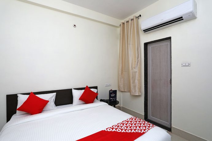 Imagen de la habitación del Hotel OYO 16708 Sada Shiv Guest House. Foto 9