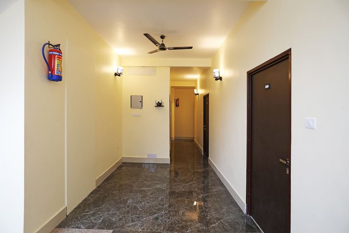 Imagen de los interiores del Hotel OYO 16708 Sada Shiv Guest House. Foto 20