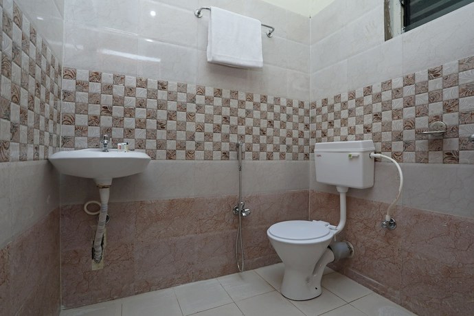 Imagen de la habitación del Hotel OYO 16722 The Countryside Resort. Foto 12