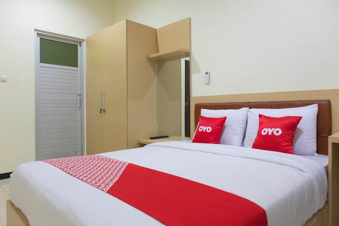 Imagen de la habitación del Hotel OYO 1681 The Kost Tdm 2. Foto 6