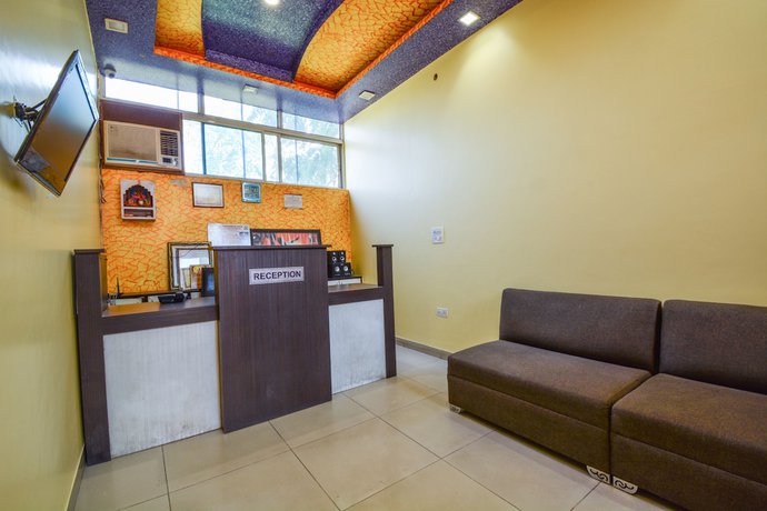 Imagen de los interiores del Hotel OYO 16940 Royal Murli. Foto 18