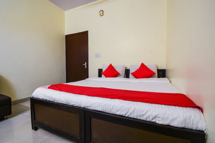 Imagen de la habitación del Hotel OYO 16940 Royal Murli. Foto 16