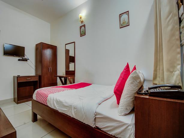 Imagen de la habitación del Hotel OYO 16974 Star Leaf. Foto 8