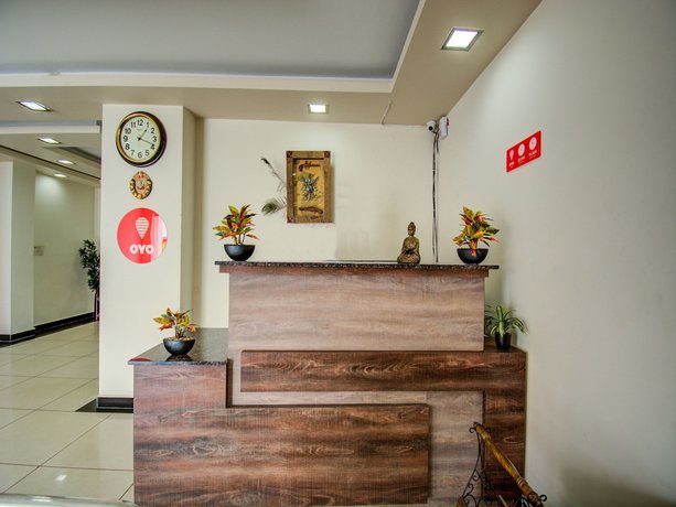 Imagen de los interiores del Hotel OYO 16974 Star Leaf. Foto 19