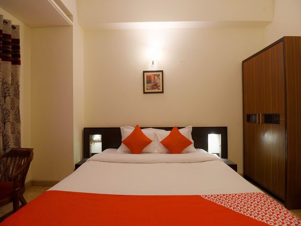 Imagen de la habitación del Hotel OYO 17097 Kenwood Resort. Foto 15