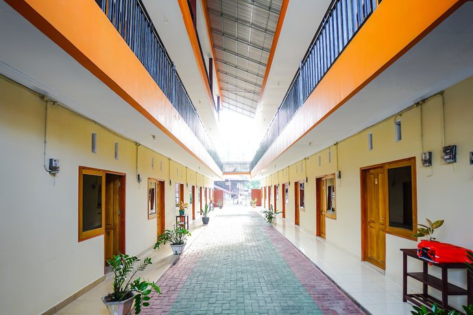 Imagen de los interiores del Hotel OYO 1720 A2b Residence. Foto 14