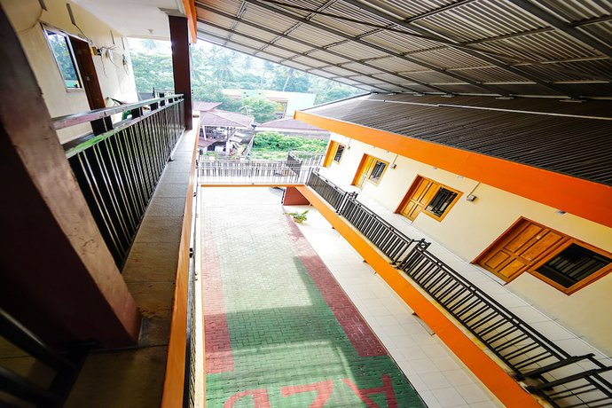 Imagen de los interiores del Hotel OYO 1720 A2b Residence. Foto 20