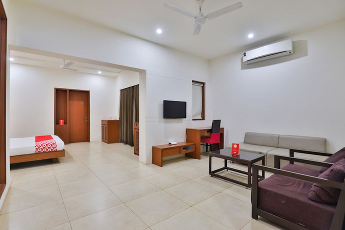 Imagen de la habitación del Hotel OYO 17283 Greenleaf Club. Foto 9