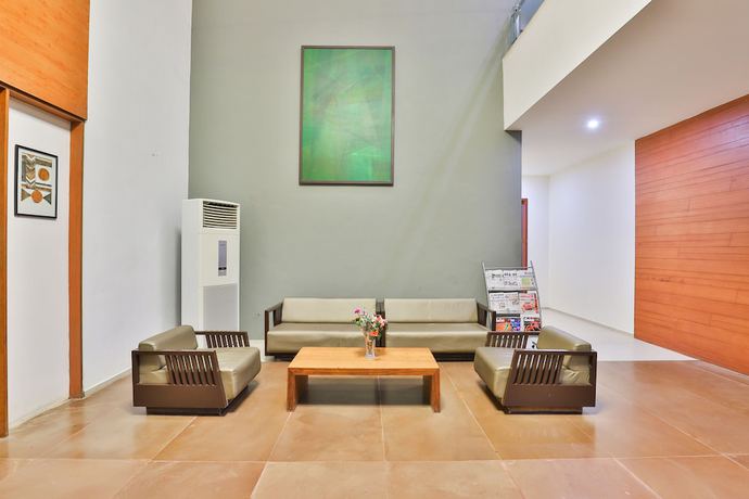 Imagen de los interiores del Hotel OYO 17283 Greenleaf Club. Foto 18