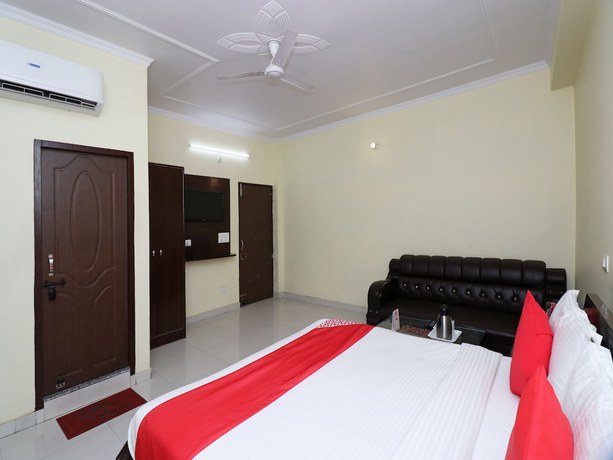 Imagen de la habitación del Hotel OYO 17422 Sidra Guest House. Foto 10