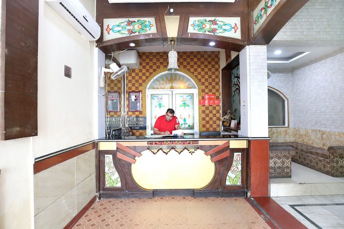 Imagen de los interiores del Hotel OYO 17430 Gulshah. Foto 18