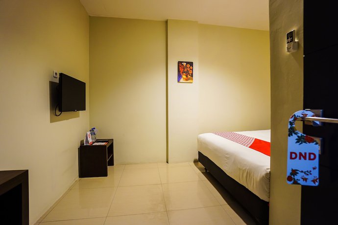 Imagen de la habitación del Hotel OYO 1769 Rid\'s. Foto 8