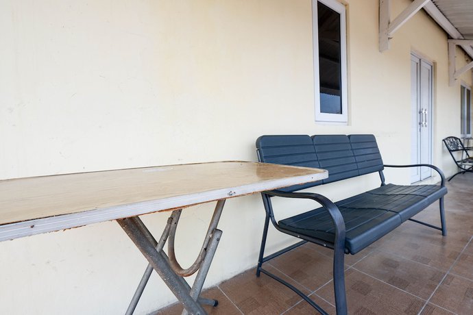 Imagen de los exteriores del Hotel OYO 1815 Gatsu Residence. Foto 15