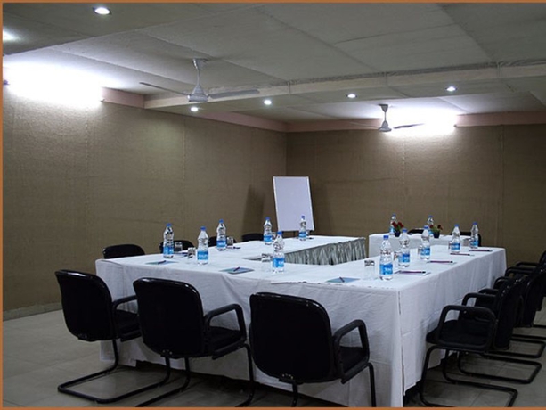 Imagen general del Hotel OYO 1824 Hotel Grand Peepal. Foto 2