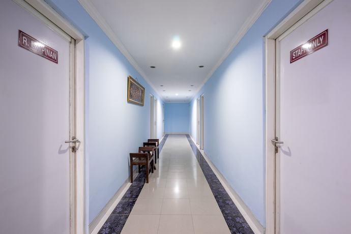 Imagen de los interiores del Hotel OYO 1829 Zaira House. Foto 10