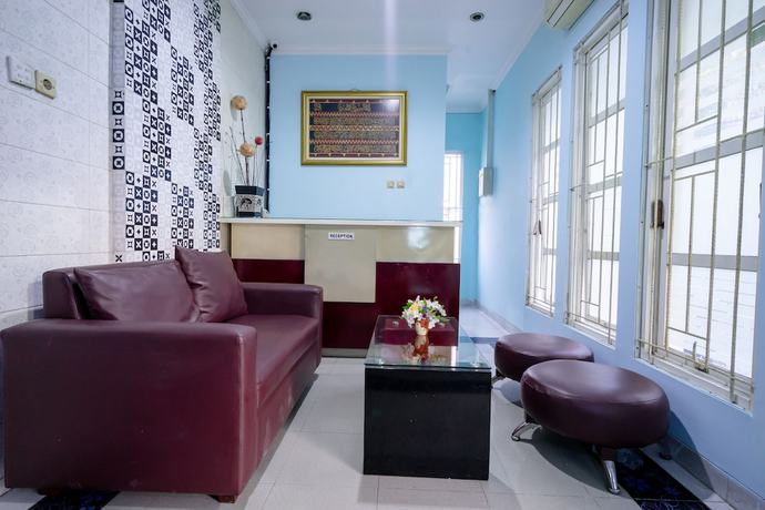 Imagen de los interiores del Hotel OYO 1829 Zaira House. Foto 13