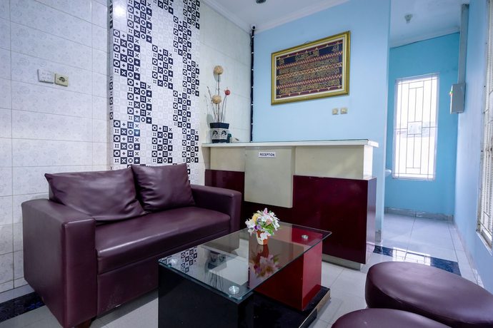 Imagen de los interiores del Hotel OYO 1829 Zaira House. Foto 17