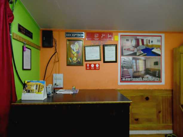 Imagen de los interiores del Hotel OYO 18337 Dishant Cottage. Foto 20