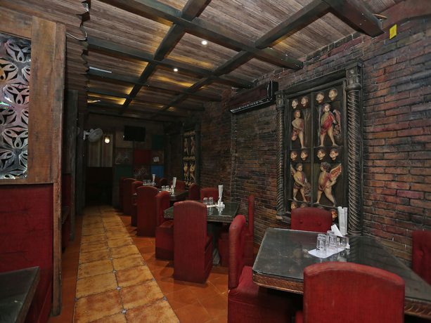 Imagen del bar/restaurante del Hotel OYO 18362 Jai Maa Durga. Foto 3