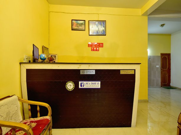 Imagen de los interiores del Hotel OYO 18411 Aarya. Foto 19