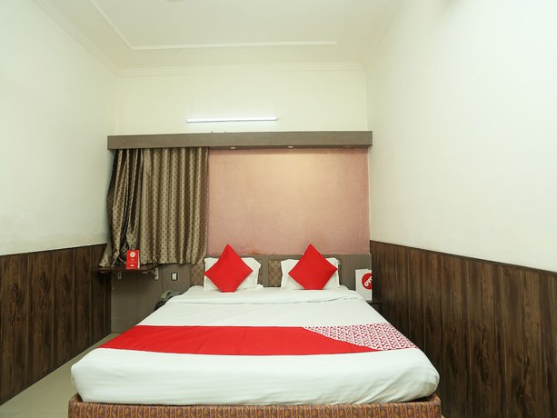 Imagen de la habitación del Hotel OYO 18429 Sai President. Foto 15