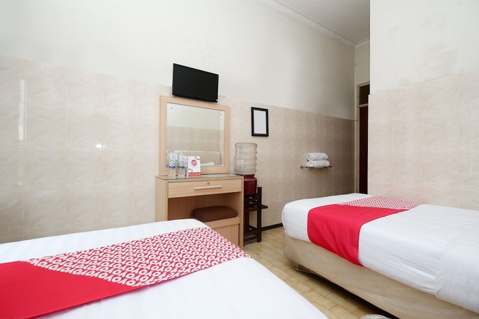 Imagen de la habitación del Hotel OYO 1843 Cahya Nirwana. Foto 15