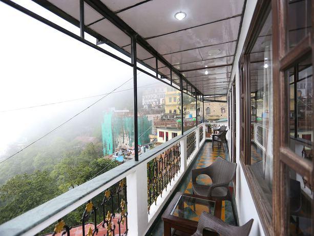 Imagen de la habitación del Hotel OYO 18568 Ratan. Foto 4